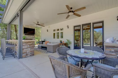 Exterior - 4236 Rutgers Pl, Redding, CA 96001 photo 19 of 20