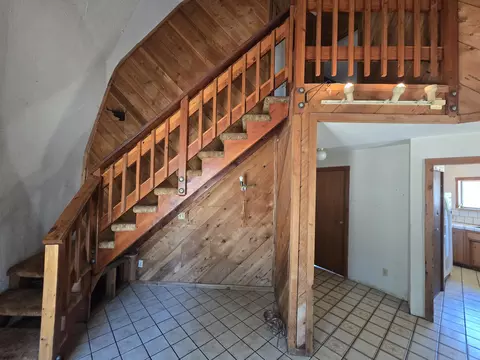 Entry Way - 18353 Old Oasis Rd, Redding, CA 96003 photo 1 of 3