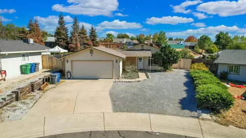 1854 Whistling Dr, Redding, CA 96003 photo 1