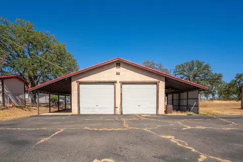 Exterior - 9297 Escondido Ln, Redding, CA 96002 photo 11 of 12