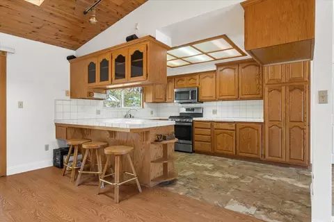 Kitchen - 9297 Escondido Ln, Redding, CA 96002 photo 1 of 4