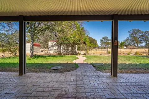 Exterior - 9297 Escondido Ln, Redding, CA 96002 photo 5 of 12