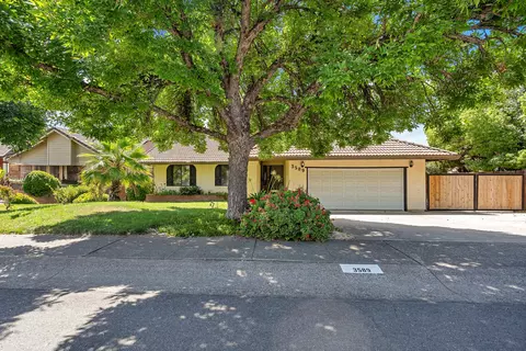 3589 Wasatch Dr, Redding, CA 96001