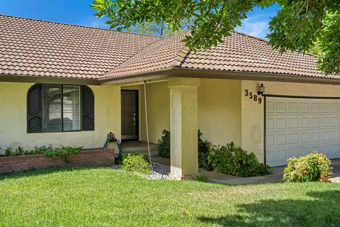 3589 Wasatch Dr, Redding, CA 96001 photo 3