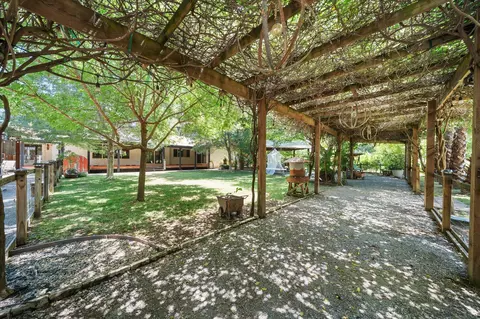 8212 Green Acres Ln, Redding, CA 96002 photo 44