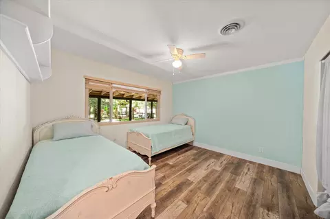 8212 Green Acres Ln, Redding, CA 96002 photo 25