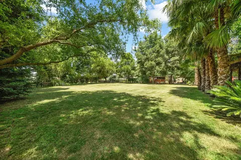 8212 Green Acres Ln, Redding, CA 96002 photo 53