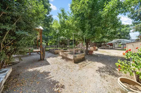 8212 Green Acres Ln, Redding, CA 96002 photo 56
