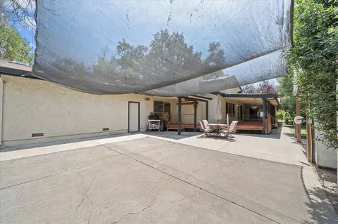 8212 Green Acres Ln, Redding, CA 96002 photo 49