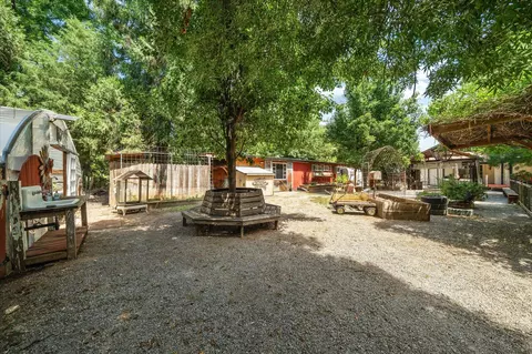 8212 Green Acres Ln, Redding, CA 96002 photo 58