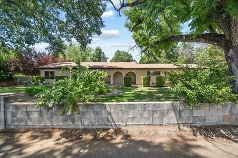 8212 Green Acres Ln, Redding, CA 96002 photo 40