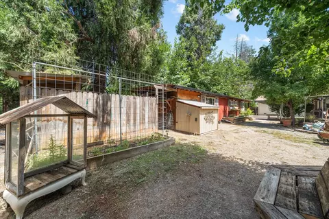8212 Green Acres Ln, Redding, CA 96002 photo 60