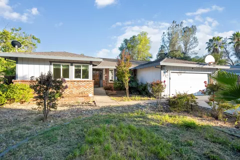 Exterior - 4053 Remington Dr, Redding, CA 96001 photo 10 of 12