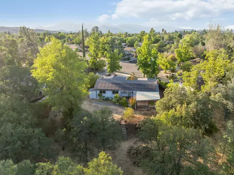View/Area - 4053 Remington Dr, Redding, CA 96001 photo 5 of 7