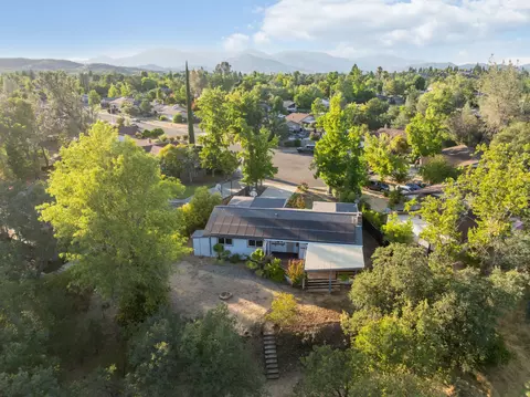 View/Area - 4053 Remington Dr, Redding, CA 96001 photo 3 of 7