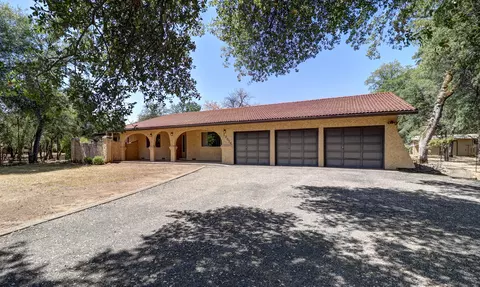 13074 Fernie Way, Redding, CA 96003 photo 3