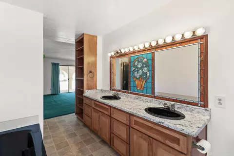 13074 Fernie Way, Redding, CA 96003 photo 35