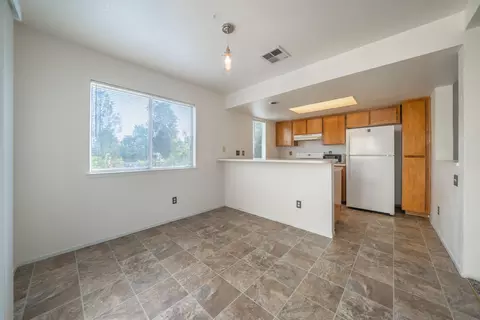 Dining - 5334 Valleyridge Dr, Redding, CA 96003 photo 1 of 1