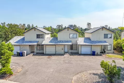 5334 Valleyridge Dr, Redding, CA 96003