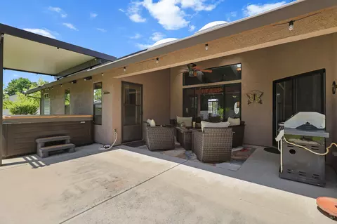 Exterior - 3097 Sunglow Dr, Redding, CA 96001 photo 3 of 14