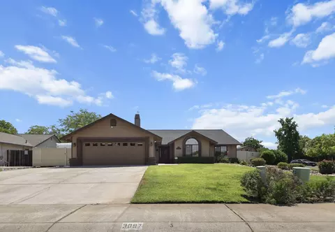 3097 Sunglow Dr, Redding, CA 96001