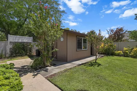 Exterior - 3097 Sunglow Dr, Redding, CA 96001 photo 8 of 14
