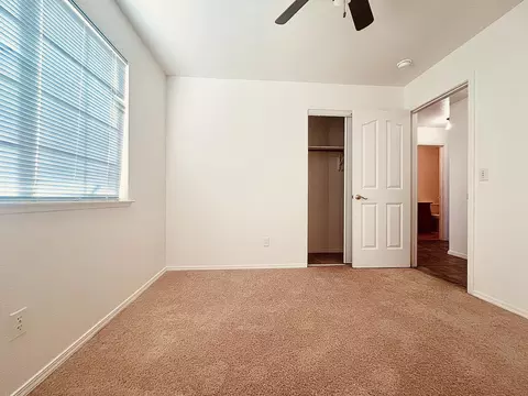 Bedroom - 11556 La Costa Ct, Redding, CA 96003 photo 3 of 4