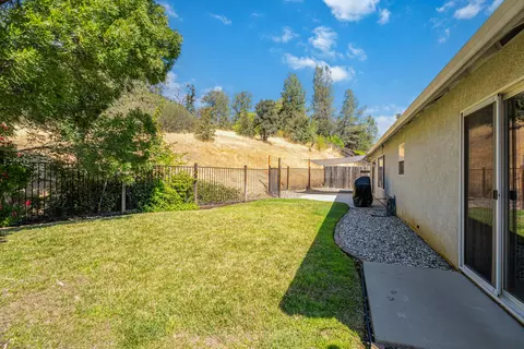 620 Valleybrook Dr, Redding, CA 96003 photo 33