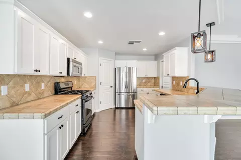 620 Valleybrook Dr, Redding, CA 96003 photo 8