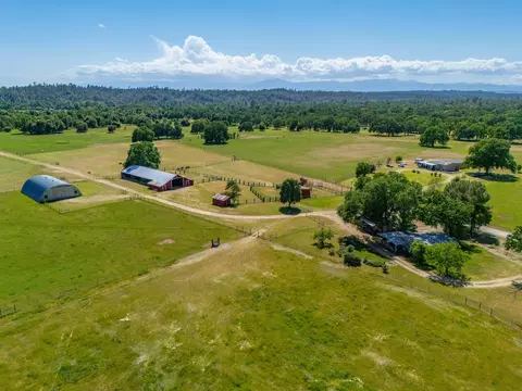16857 Gas Point Rd, Cottonwood, CA 96022