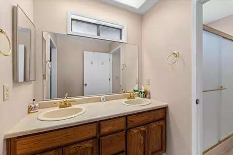 2068 Lazare Path, Redding, CA 96001 photo 15