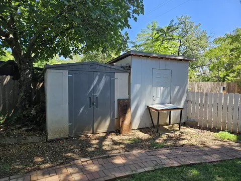 Exterior - 1055 South St, Redding, CA 96001 photo 2 of 6