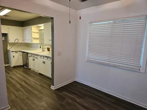 Dining - 1055 South St, Redding, CA 96001 photo 1 of 1