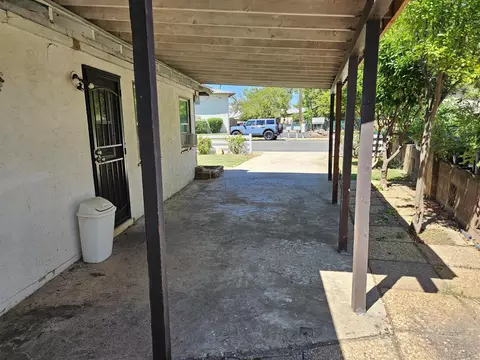 Exterior - 1055 South St, Redding, CA 96001 photo 1 of 6