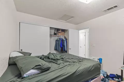 Bedroom - 2520 Jason Ct, Anderson, CA 96007 photo 5 of 7