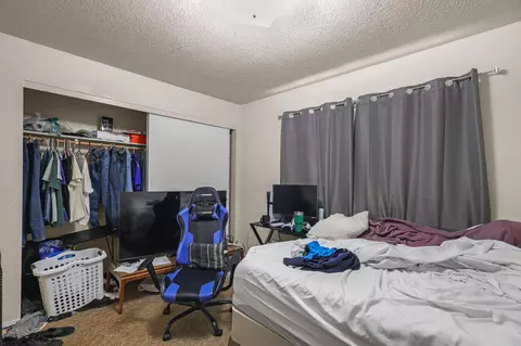 Bedroom - 2520 Jason Ct, Anderson, CA 96007 photo 7 of 7