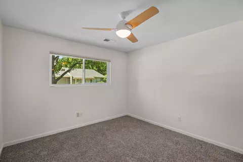 Bedroom - 1826 Del Mar Ave, Redding, CA 96003 photo 4 of 4