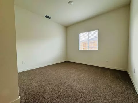 Bedroom - 3880 Thea Dr, Redding, CA 96001 photo 2 of 3