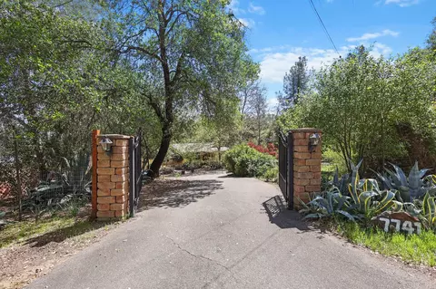 7741 Placer Rd, Redding, CA 96001 photo 4