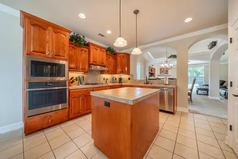 619 Casa Buena St, Redding, CA 96003 photo 15