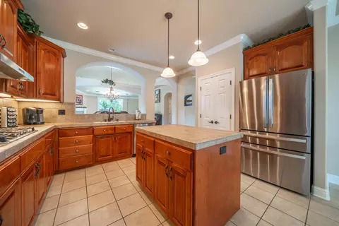 619 Casa Buena St, Redding, CA 96003 photo 17