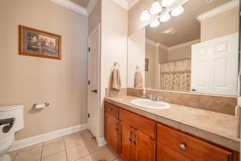 619 Casa Buena St, Redding, CA 96003 photo 24