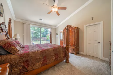 619 Casa Buena St, Redding, CA 96003 photo 26