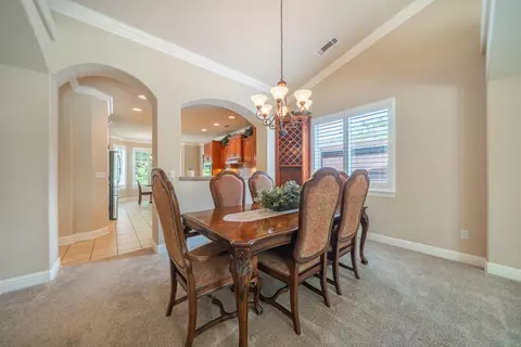 619 Casa Buena St, Redding, CA 96003 photo 9