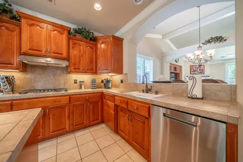 619 Casa Buena St, Redding, CA 96003 photo 16