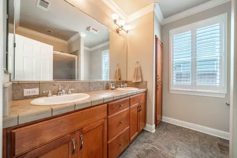 619 Casa Buena St, Redding, CA 96003 photo 30