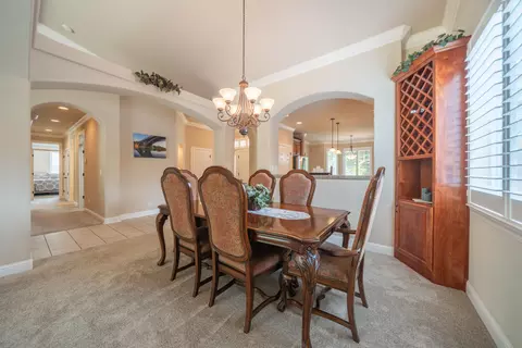 619 Casa Buena St, Redding, CA 96003 photo 10