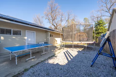 896 Fountain Cir, Redding, CA 96003 photo 49
