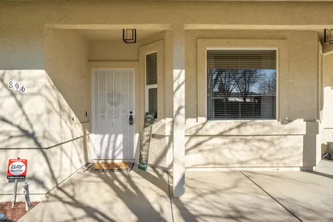 896 Fountain Cir, Redding, CA 96003 photo 5
