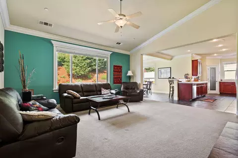 Living - 3776 Mario Ave, Redding, CA 96001 photo 2 of 3